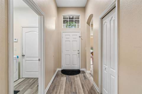 211 Fairmont Drive, Spring Hill FL - photo 14 of 37