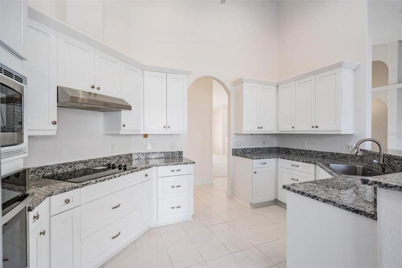 3 bedroom Single Family Residence at 2127 Lagoon Drive, Harbor View Villas 4th Add, Dunedin — photo 5