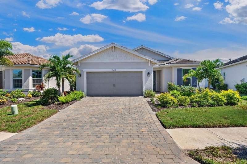 3 bedroom Single Family Residence at 26044 Seastone Drive, Beachwalk By Manasota Key Ph, Englewood — photo 4
