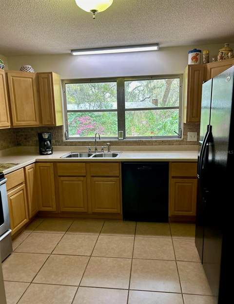 8136 NW 5th Court, Gainesville FL - photo 17 of 30