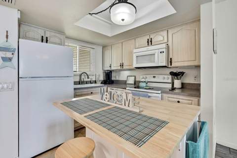 6009 Sea Ranch Drive #414, Hudson FL - photo 11 of 34