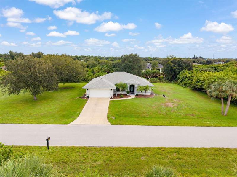 3 bedroom Single Family Residence at 252 Denver Drive, Port Charlotte, Port Charlotte — photo 3