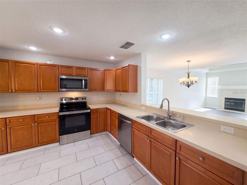 3 bedroom Single Family Residence at 2772 River Ridge Drive, Curry Ford Road East Ph 02, Orlando — photo 2