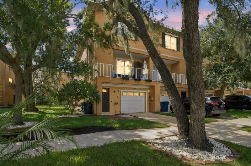Thomas Townhomes