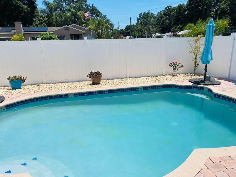 5 bedroom Single Family Residence at 1826 58th Street, Pasadena Gardens Gulfview Sec, Gulfport — photo 5
