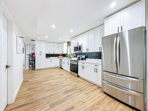 8407 Quartz Place, Tampa FL - photo 7 of 66