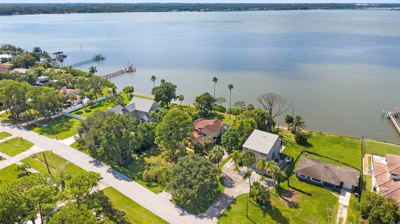 3 bedroom Single Family Residence at 600 Shore Drive, Tampashores Bay Sec, Oldsmar — photo 1