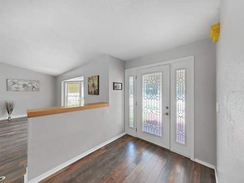 438 Lafayette Boulevard, Oldsmar FL - photo 8 of 65