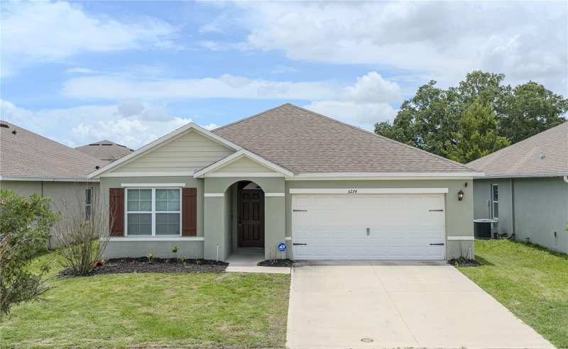 3 bedroom Single Family Residence at 5274 Mayor Drive, Barrington, St Cloud — photo 1