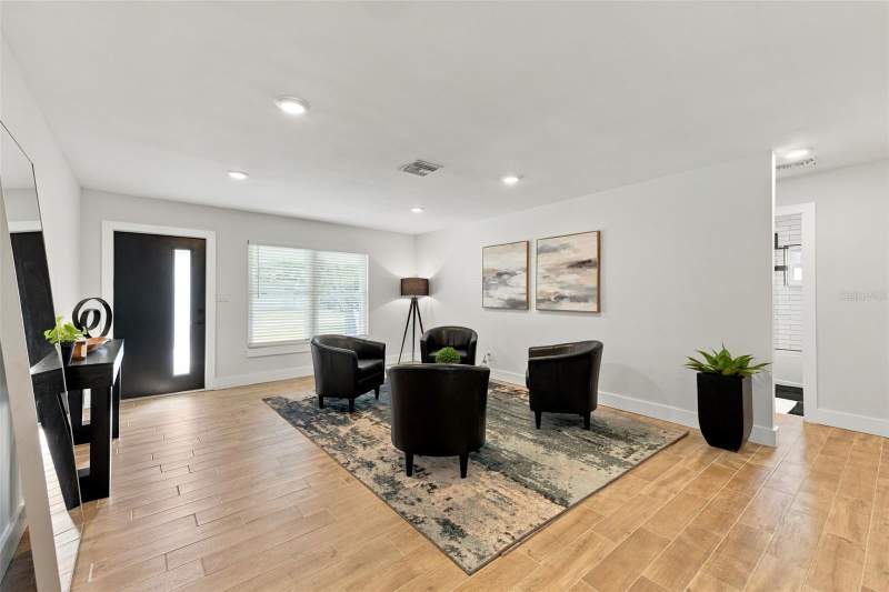 3 bedroom Single Family Residence at 4318 Helena Street, Shore Acres Overlook Sec, St Petersburg — photo 3