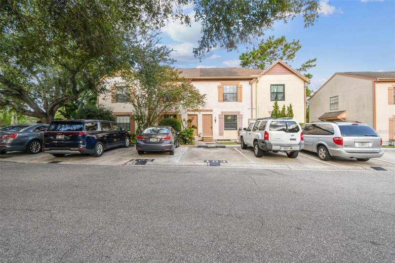 3 bedroom Townhouse at 103 BRIGADOON DRIVE, BRIGADOON OF CLEARWATER, CLEARWATER — photo 2