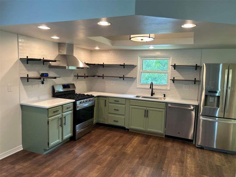 1 bedroom Single Family Residence at 40841 Louise Road, Lee Acres, Umatilla — photo 3