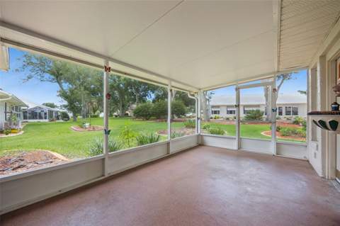 25904 Newcombe Circle, Leesburg FL - photo 21 of 86