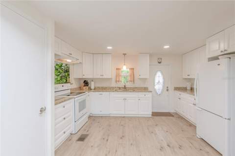4851 W Gandy Boulevard #23C, Tampa FL - photo 6 of 58