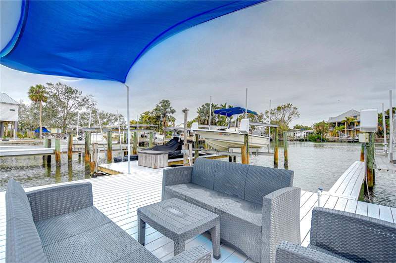 1 bedroom Condominium at 300 Venetian Drive #3, Venetian Shores Condo, Clearwater — photo 4