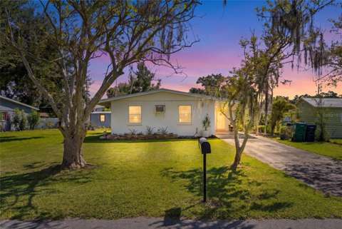 704 19Th Avenue, starter home for sale in Palmetto