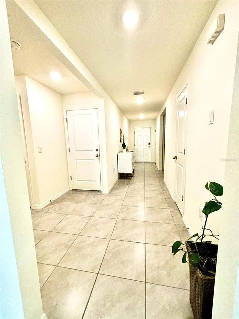4 bedroom Single Family Residence at 2174 NW 246th Terrace, Avalon Woods Ph 1A Pb 37 Pg 70, Newberry — photo 2