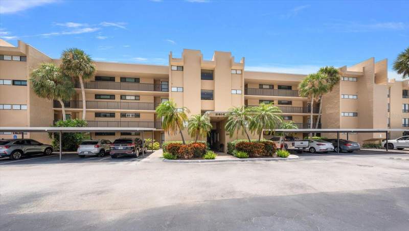 2 bedroom Condominium at 2614 COVE CAY DRIVE #409, COVE CAY 26-14 VILLAGE I, CLEARWATER — photo 1