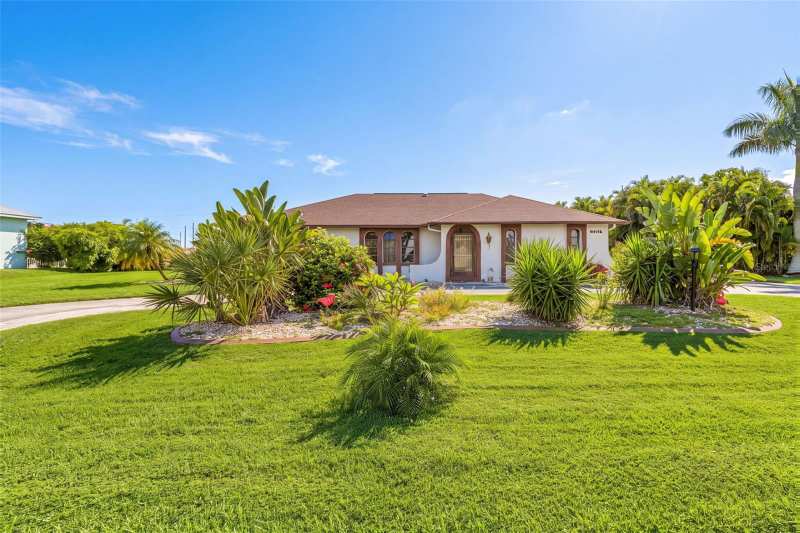 3 bedroom Single Family Residence at 17161 Waters Edge Circle, Kings Bay Estates, North Fort Myers — photo 1