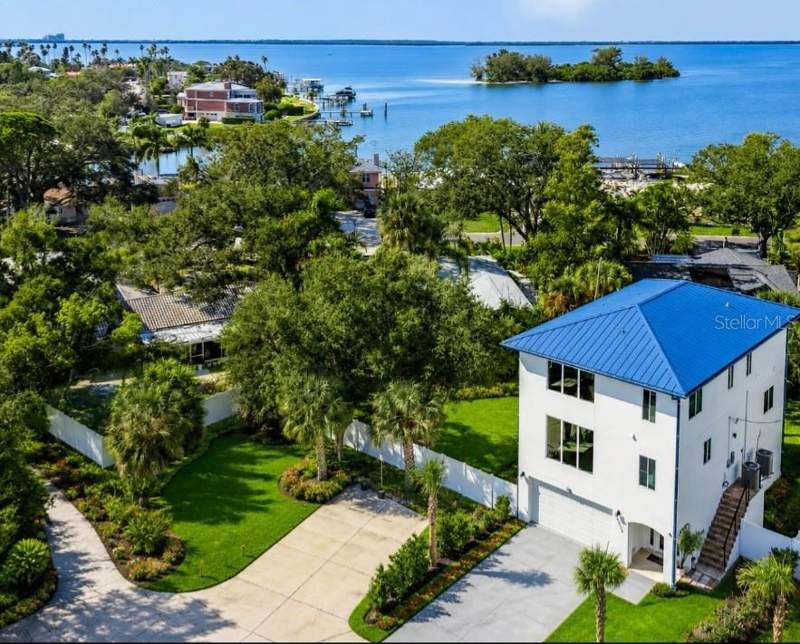3 bedroom Single Family Residence at 1956 Cedar Drive, Dunedin Shores Sub, Dunedin — photo 3
