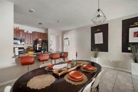 10523 Lake Montauk Drive, Riverview FL - photo 10 of 46