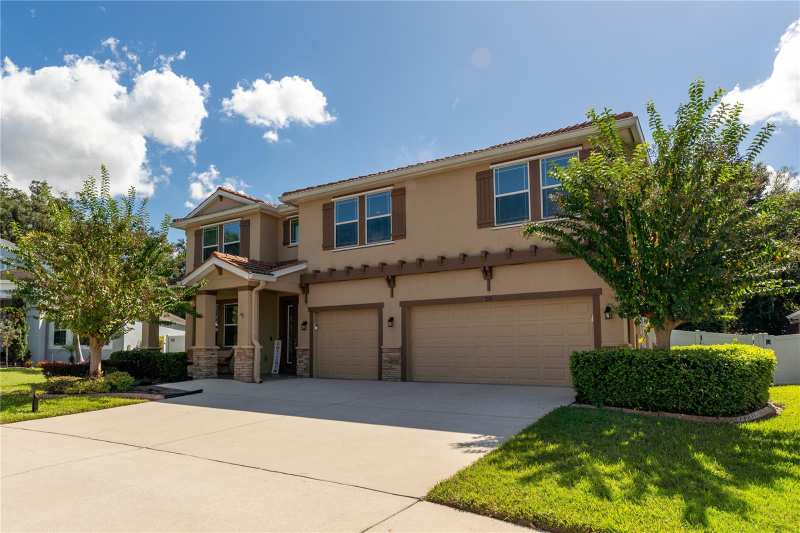 5 bedroom Single Family Residence at 215 Parsons Woods Drive, Parsons Woods Ph 2, Seffner — photo 1