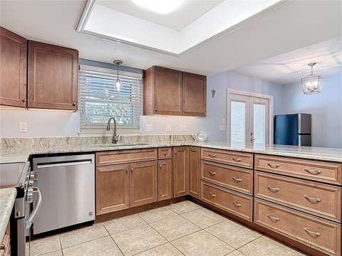 1807 Virginia Court, Tavares FL - photo 11 of 62