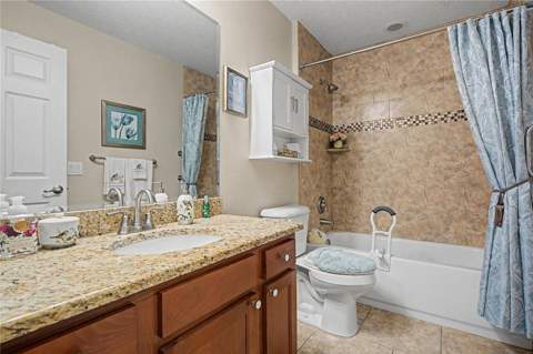 6783 Basswood Circle, Zephyrhills FL - photo 15 of 34