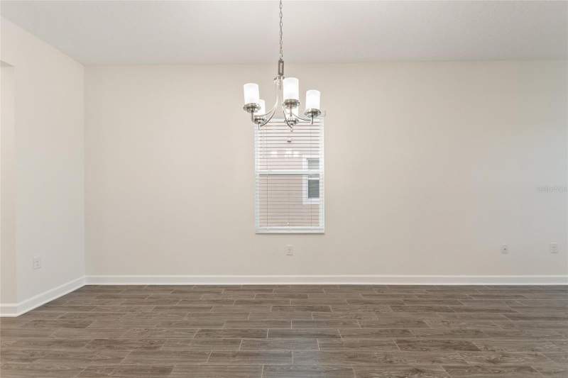 3 bedroom Single Family Residence at 8801 Beth Page Lane, Stoneybrook South North Prcl Ph 1, Davenport — photo 5