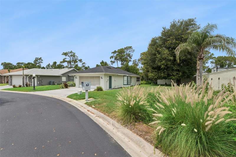 2 bedroom Single Family Residence at 472 SWEETWATER WAY, SWEETWATER GOLF & TENNIS CLUB ADD 02, HAINES CITY — photo 3