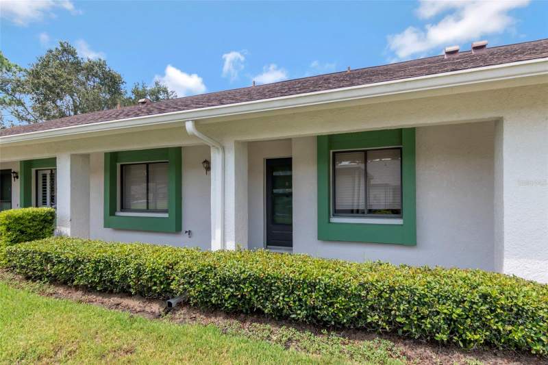 2 bedroom Condominium at 2569 Laurelwood Drive #11B, Village On The Green, Clearwater — photo 4