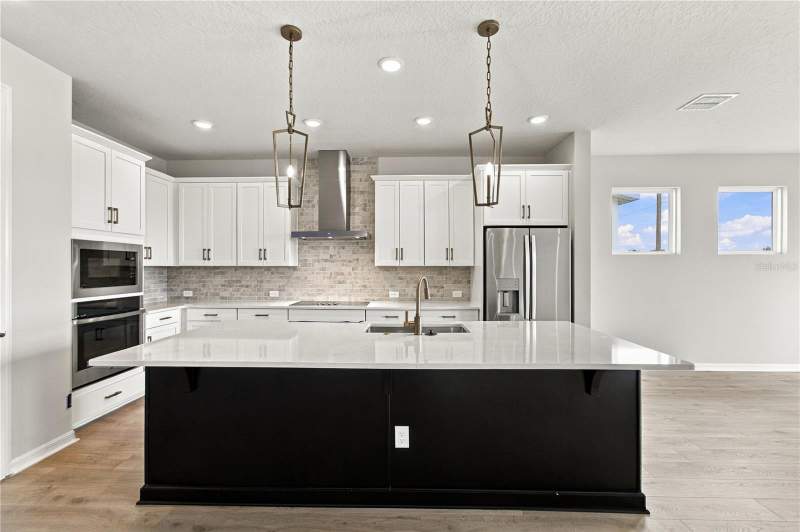 4 bedroom Single Family Residence at 5129 Chattahoochee Bend, Lakeside At Satilla, St Cloud — photo 3
