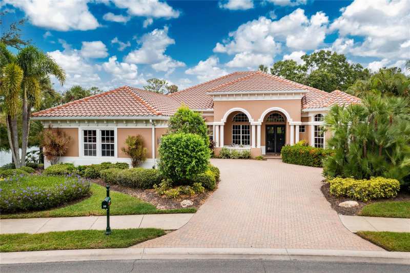 4 bedroom Single Family Residence at 10 Boca Royale Blvd Boulevard, Boca Royale, Englewood — photo 1