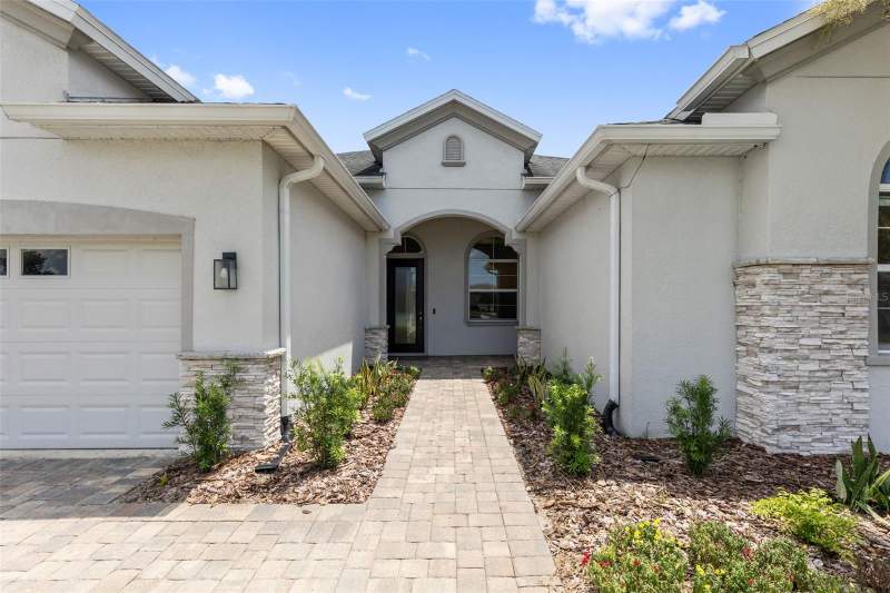 4 bedroom Single Family Residence at 19714 Lonesome Pine Drive, Lakeshore Ranch Ph I, Land O Lakes — photo 2