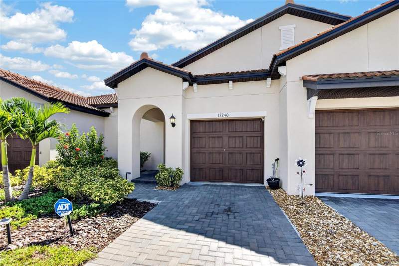 2 bedroom Villa at 17240 Holly Well Avenue, Forest Brooke Active, Wimauma — photo 3