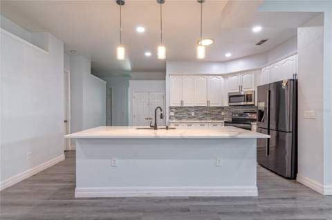 2818 Oconnell Drive, Kissimmee FL - photo 7 of 42