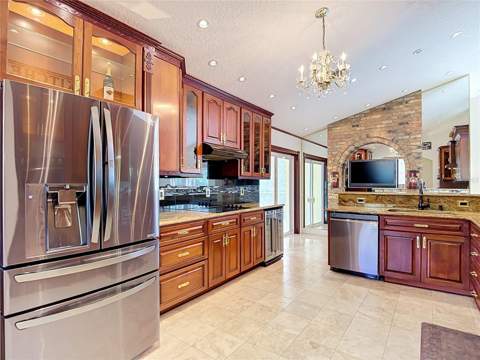 9433 Wilderness Trail, Weeki Wachee FL - photo 13 of 42