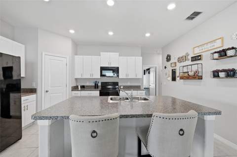 39745 Harvest Creek Lane, Zephyrhills FL - photo 13 of 45