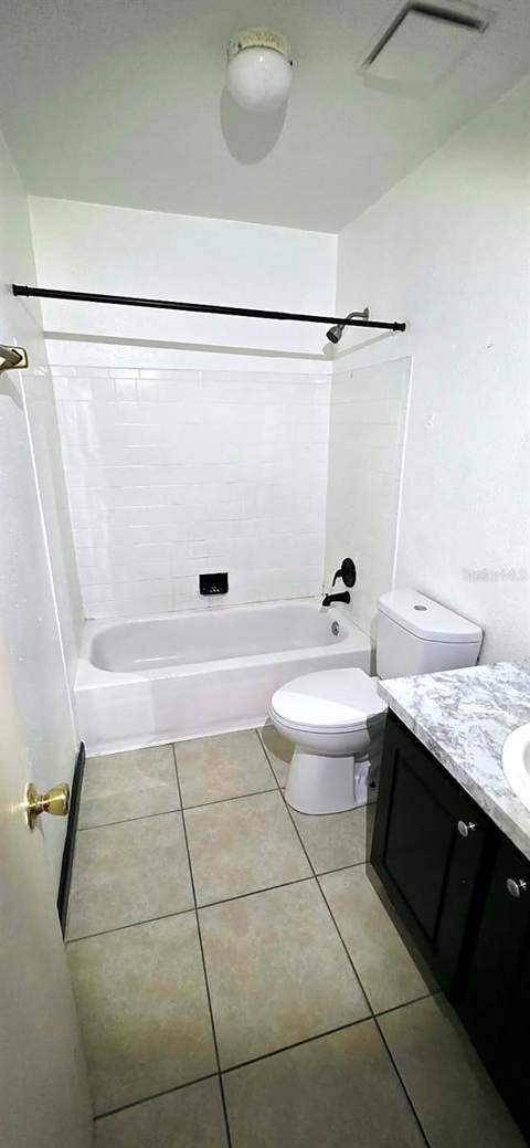 4149 S Semoran Boulevard #9, Orlando FL - photo 12 of 20