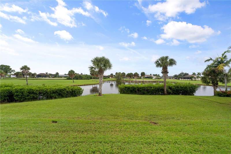 3 bedroom Single Family Residence at 2107 Padre Island Drive, Punta Gorda Isles Sec 12, Punta Gorda — photo 3