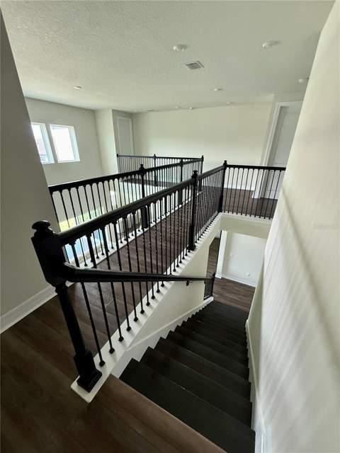 8441 Park Cliff Way, Orlando FL - photo 20 of 59