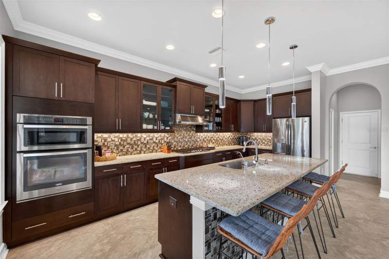 4 bedroom Single Family Residence at 4020 Empoli Court, Estancia Ph 1D, Wesley Chapel — photo 2