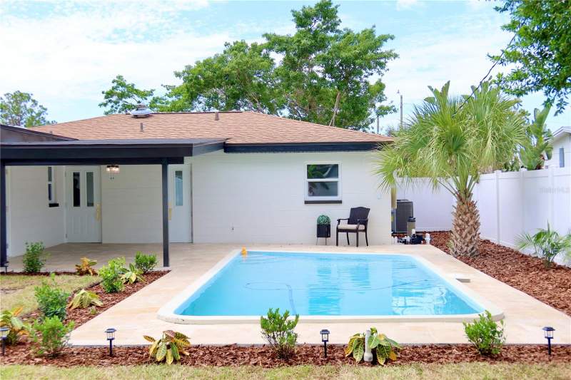 3 bedroom Single Family Residence at 5671 ORANGE ROAD, BLOSSOM LAKE VILLAGE SEC 3, SEMINOLE — photo 4