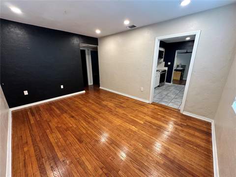 4600 30th Avenue, St Petersburg FL - photo 6 of 6