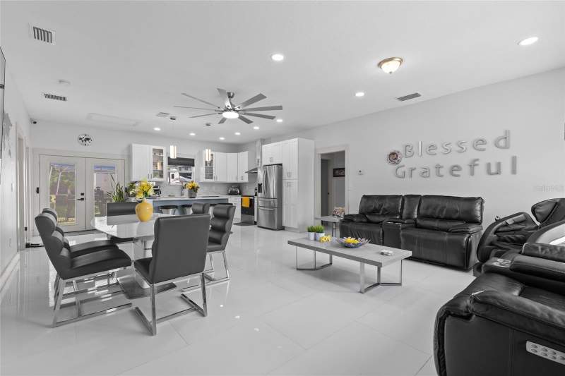 3 bedroom Single Family Residence at 11426 Lakeview Drive, No Subdivision Name, Leesburg — photo 3