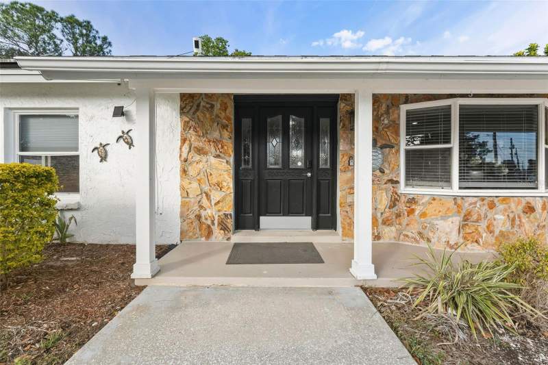3 bedroom Single Family Residence at 5017 Stolls Avenue, Bay Crest Park Unit 01, Tampa — photo 4