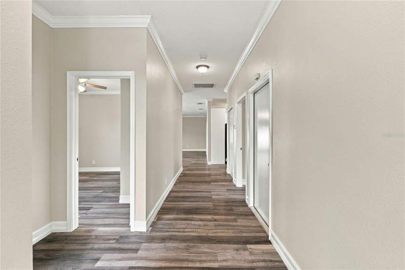 3 bedroom Single Family Residence at 5625 35th Way, Fruit Haven, St Petersburg — photo 3