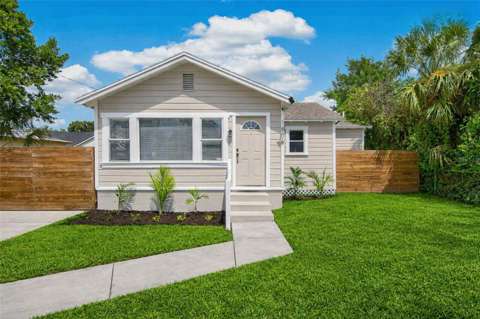 1806 E Mcberry Street, home for sale in Tampa 33610