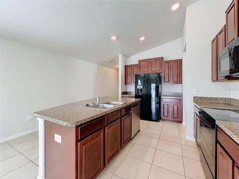 36095 Carriage Pine Court, Zephyrhills FL - photo 9 of 28