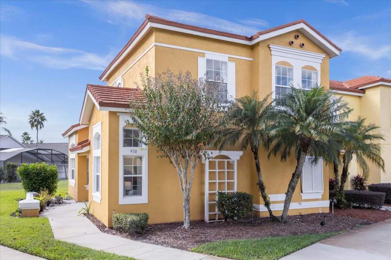 Lake Berkeley Resort VillasHomes for Sale in Kissimmee, FL